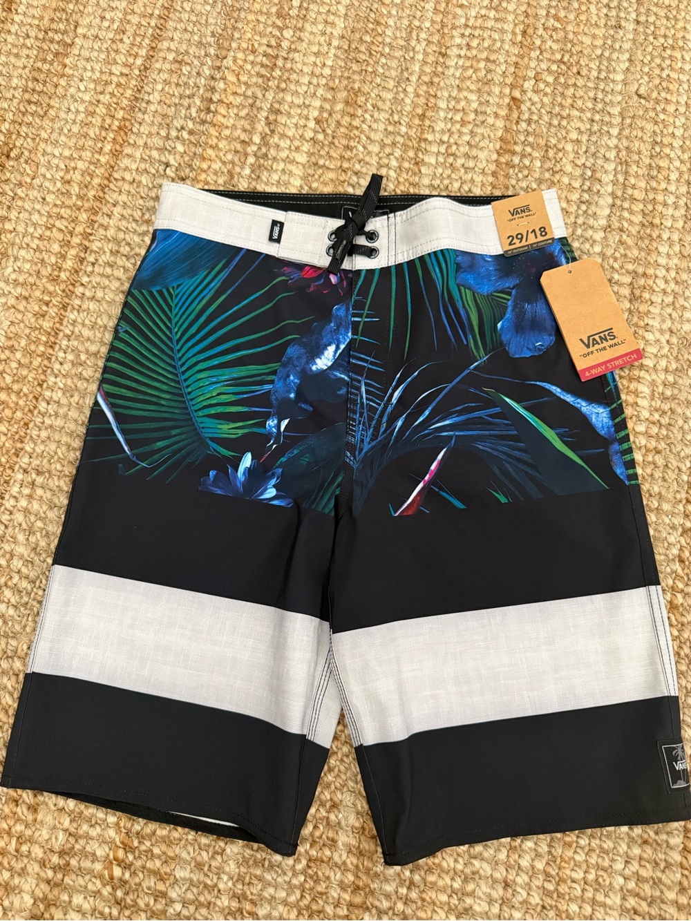 Vans Floral Hybrid Shorts Waist 29 NWT